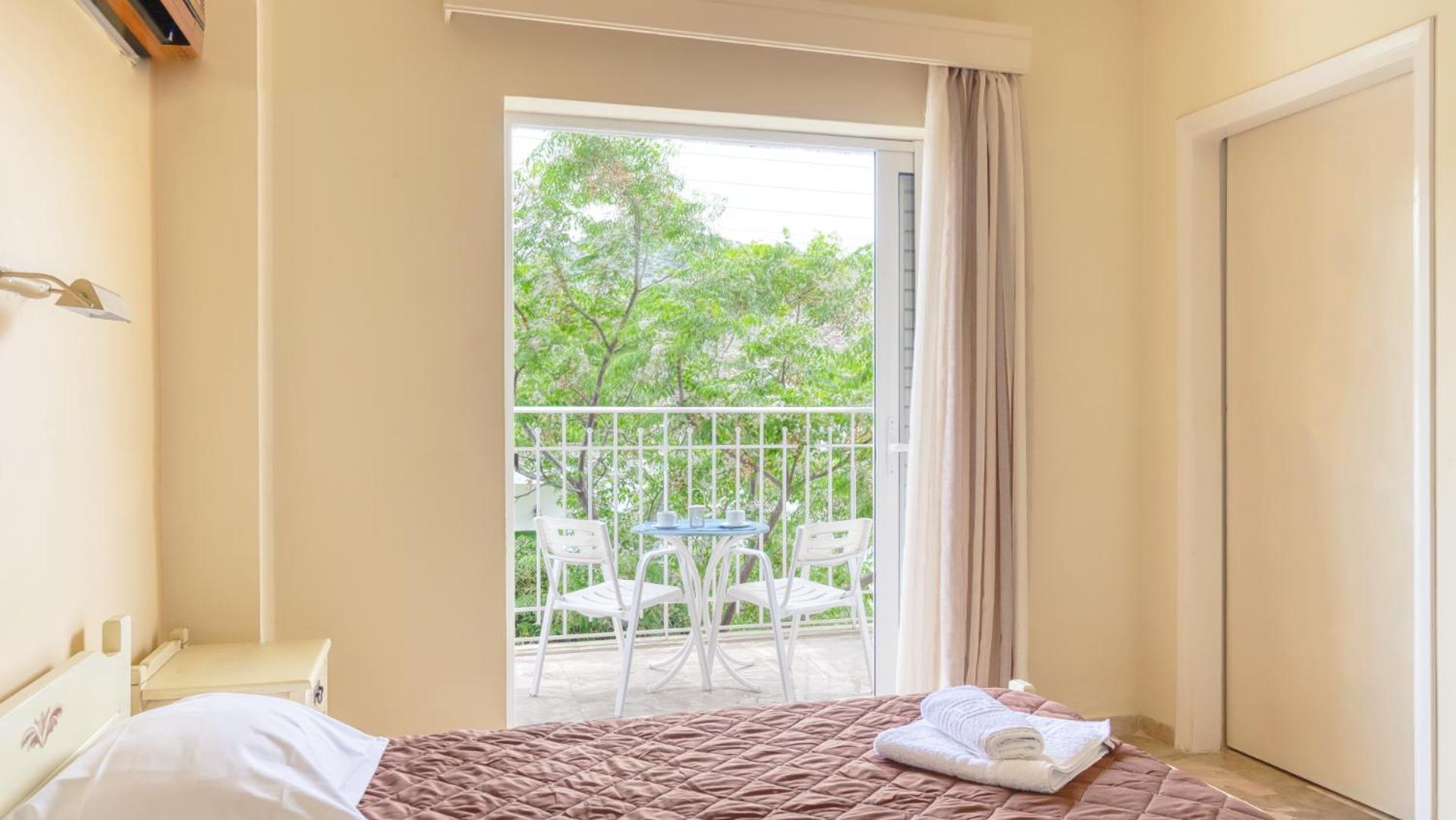 Akrotopi Apartments & Studios Tolón 외부 사진